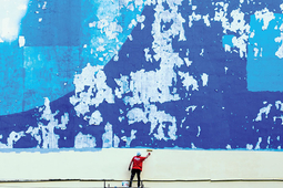 Kolor w przestrzeni miejskiej na zdjęciach Marcina Barana