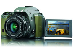 Pentax K-S2 - najmniejsza uszczelniona lustrzanka z odchylanym LCD